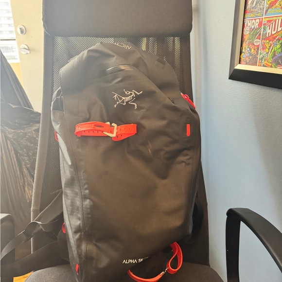 Arc’teryx Alpha SK 32 Backpack - Picture 2 of 3